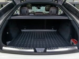 korito prtljažnika automobila