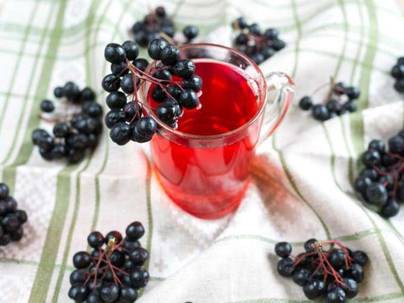 sok od aronije je gust, kiselkast, trpak, ujedno i bogat, voćan